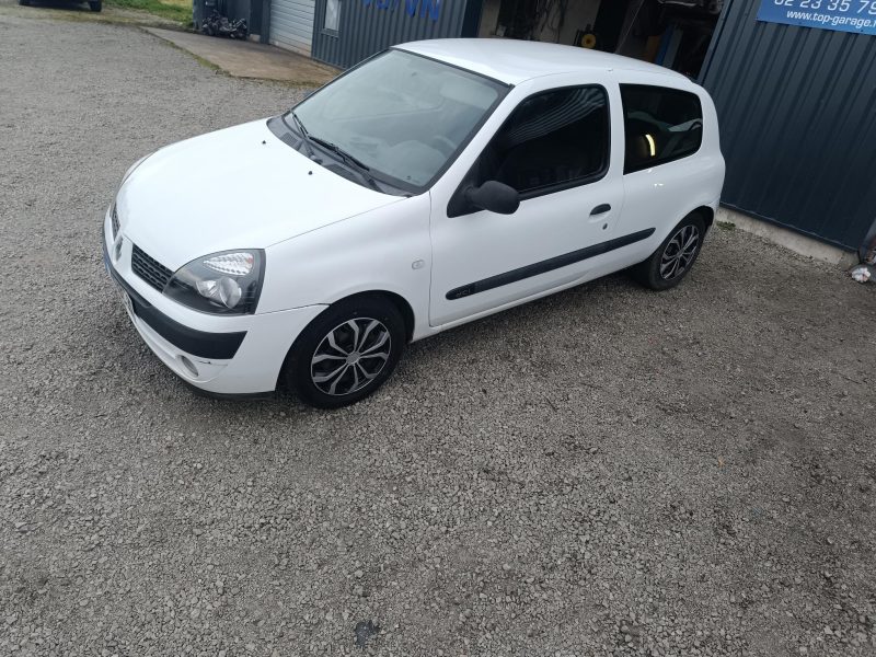 RENAULT CLIO II 