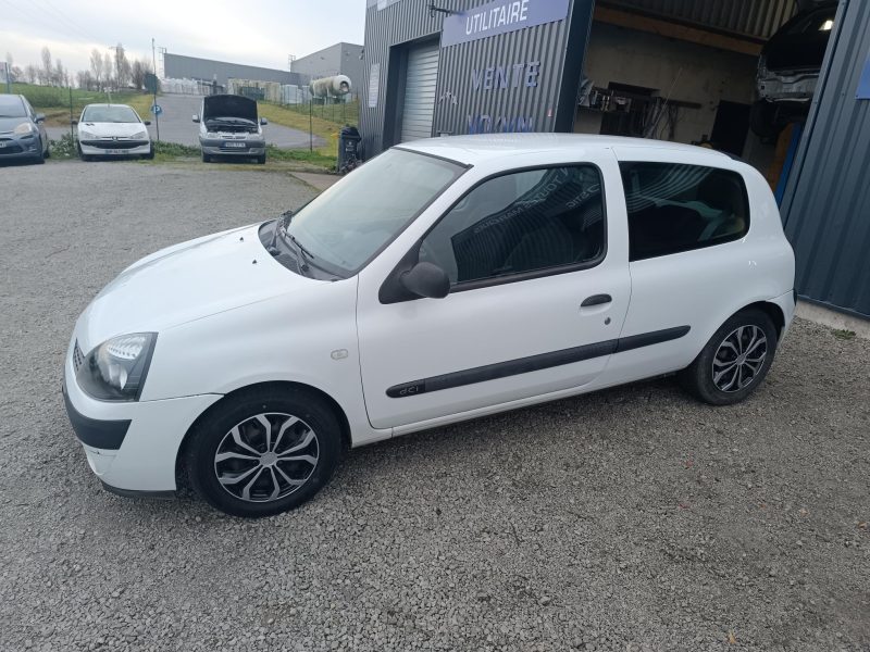 RENAULT CLIO II 