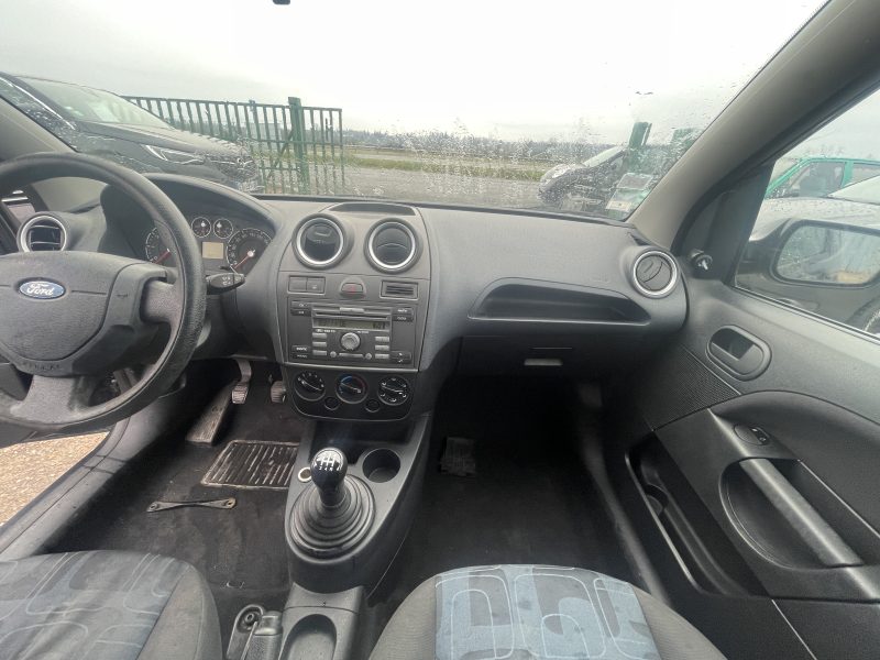 FORD FIESTA V 2006