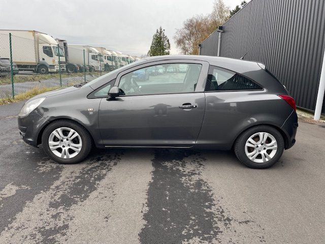 OPEL CORSA 2010