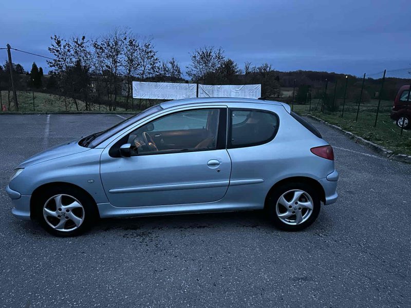 PEUGEOT 206 3/5 portes 2003