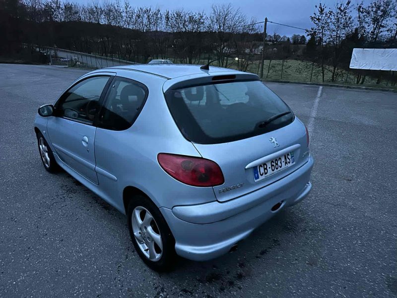 PEUGEOT 206 3/5 portes 2003