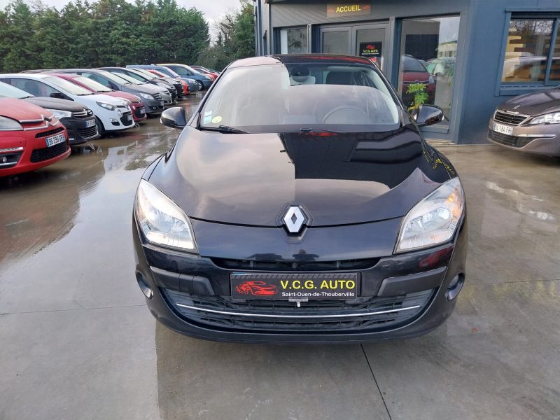 RENAULT MEGANE III 1.9 dCi 130 Bose