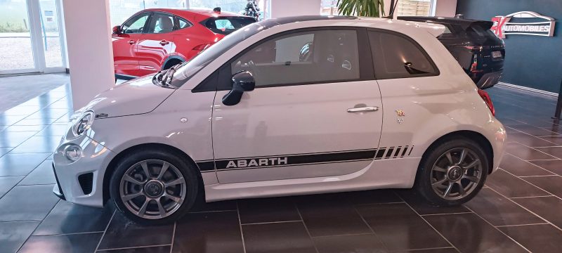 FIAT ABARTH 500 1.4 T-Jet 145 595 MY17, toit vitré ouvrant, régulateur, GPS tactile...