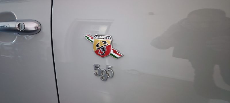 FIAT ABARTH 500 1.4 T-Jet 145 595 MY17, toit vitré ouvrant, régulateur, GPS tactile...