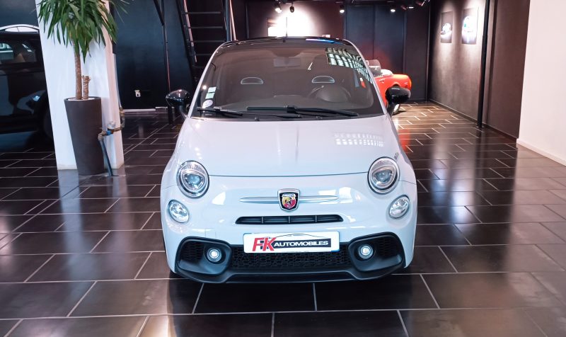 FIAT ABARTH 500 1.4 T-Jet 145 595 MY17, toit vitré ouvrant, régulateur, GPS tactile...