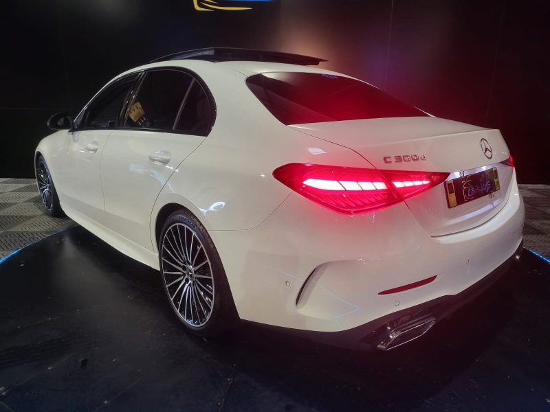 MERCEDES-BENZ CLASSE C 300d 265cv EQ Boost AMG Line 9G-Tronic // APPLE CARPLAY/TOIT OUVRANT/SIEGES C