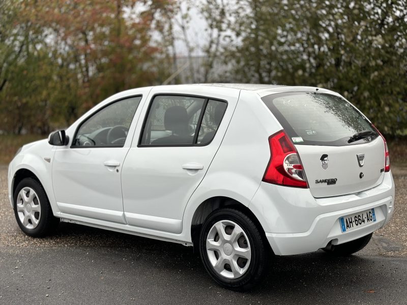 Dacia Sandero 1.4 MPI 75cv GPL ECO 2 laureate