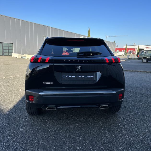 PEUGEOT 2008 ALLURE 130 cv EAT8 Garantie 12 mois 