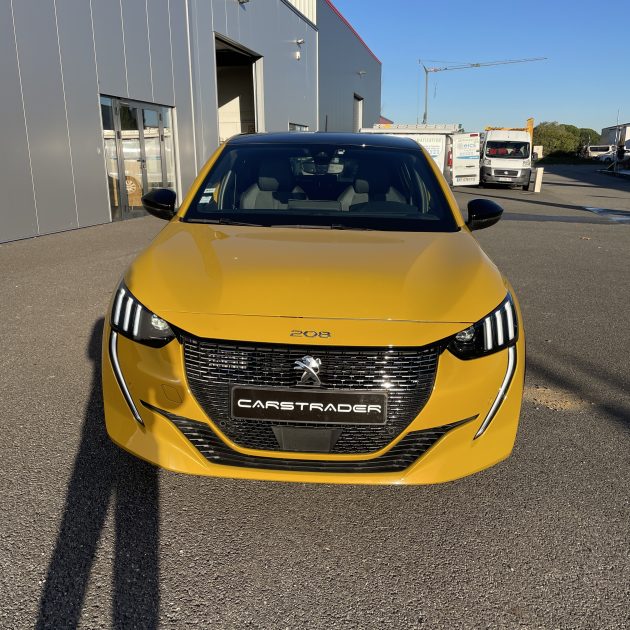 PEUGEOT 208 GT LINE 100 CV EAT8 