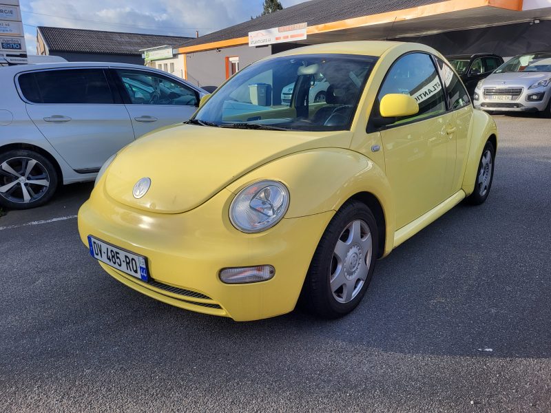 VOLKSWAGEN NEW BEETLE 2.0i 115 CV CONFORT