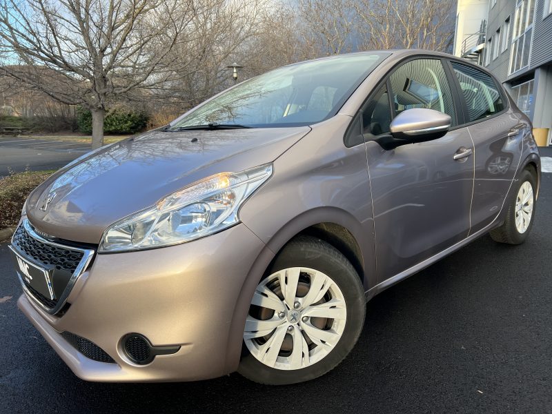 PEUGEOT 208 I 2014