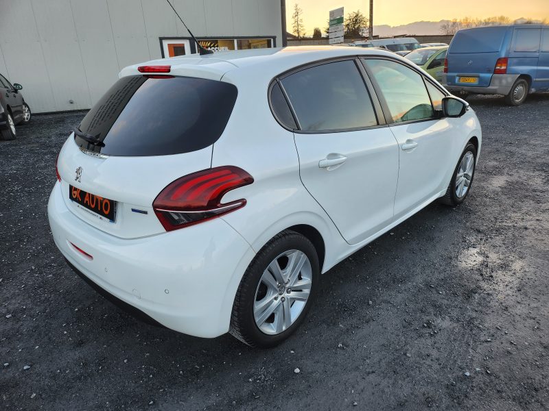 PEUGEOT 208 VTI 82CV 2016 100000 KM 