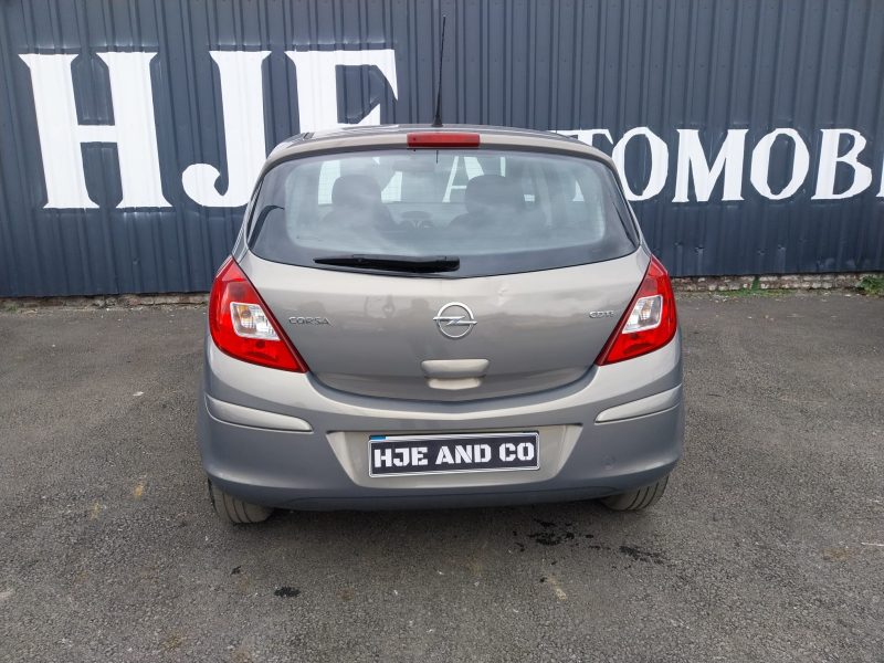 OPEL CORSA D 2013