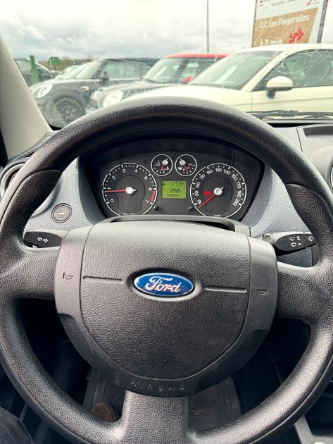 FORD FIESTA V 2008