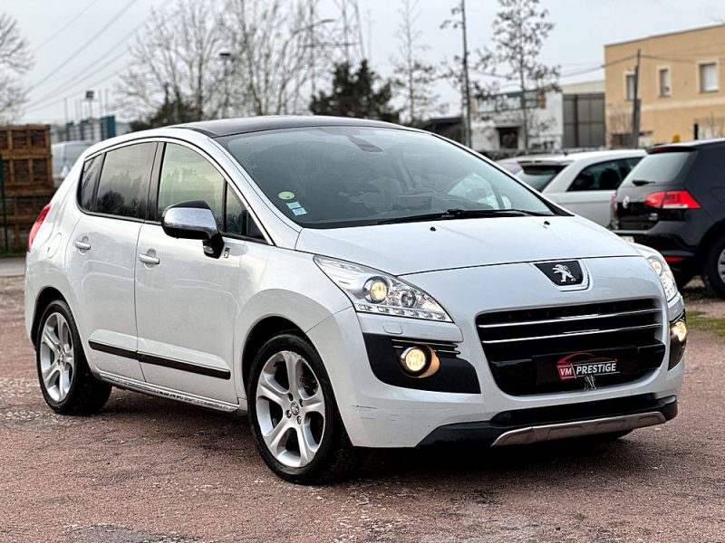 PEUGEOT 3008 2013