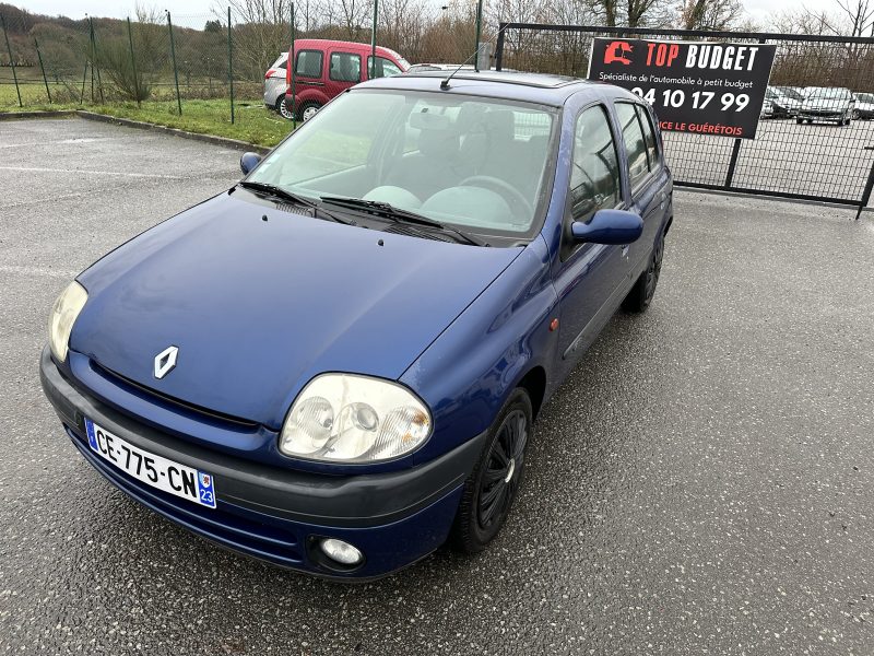 RENAULT CLIO II 2001