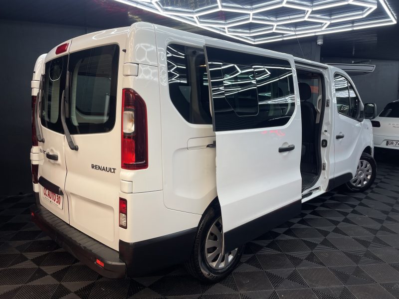 RENAULT TRAFIC III  2016