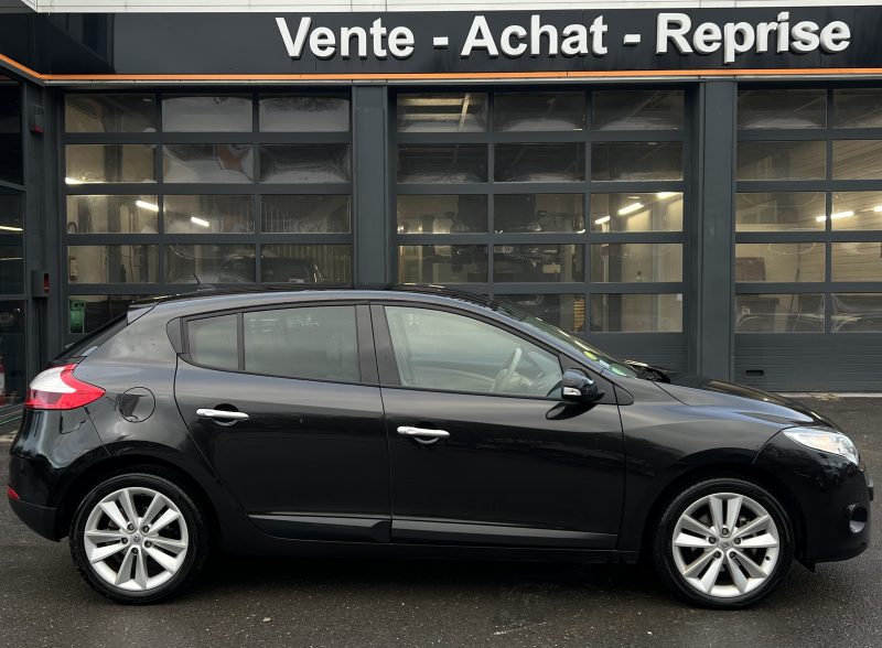 RENAULT MEGANE 3 III LUXE PRIVILEGE 1.9 DCI 130 Cv 1ERE MAIN 56 100 Kms GPS CUIR - GARANTIE 1 AN