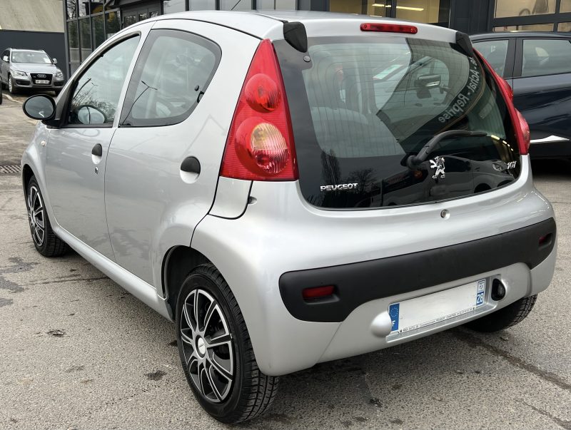 PEUGEOT 107 1.0 68 Cv 1ERE MAIN / 7.392 KMS 5 PORTES - GARANTIE 1 AN