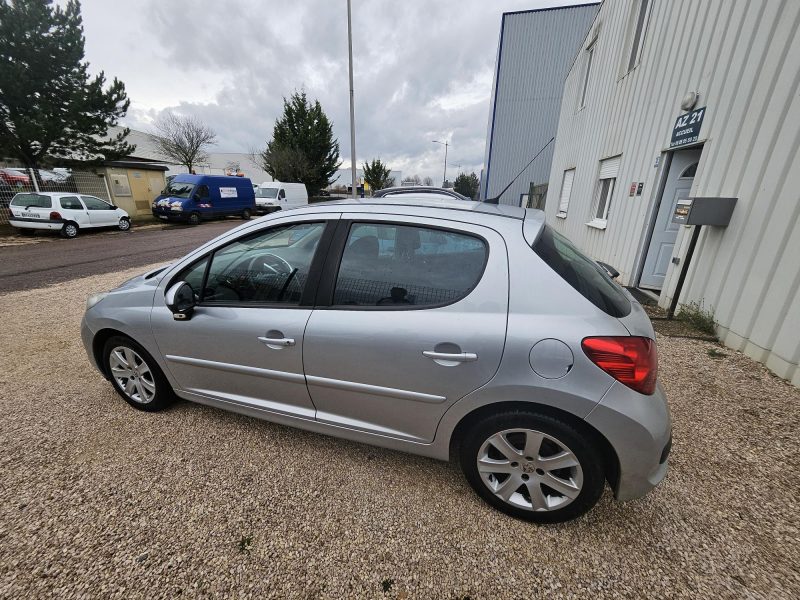 PEUGEOT 207 2007