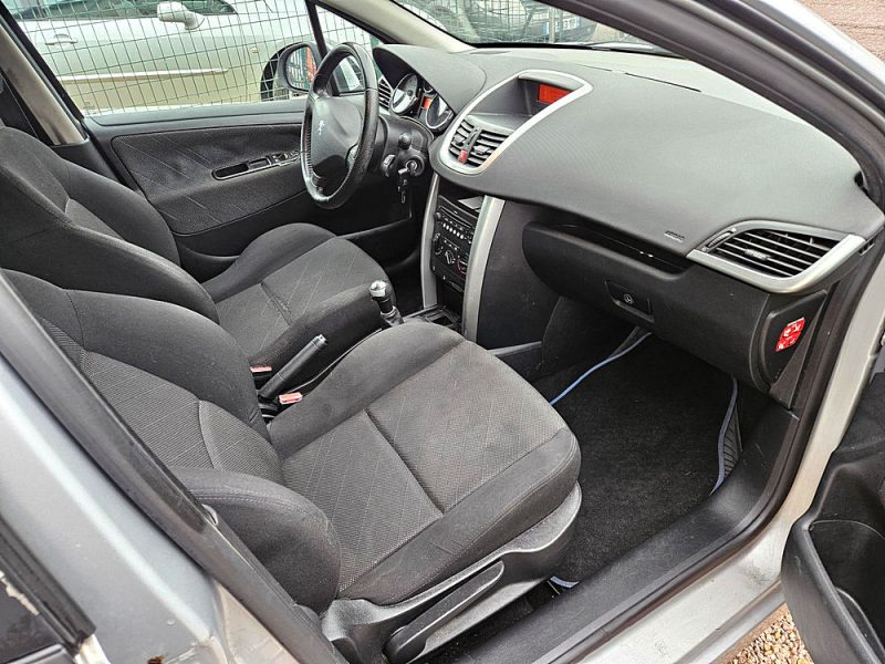 PEUGEOT 207 2007