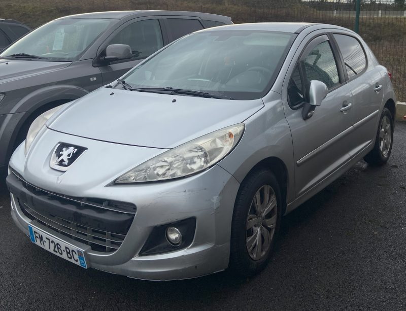 PEUGEOT 207 2011