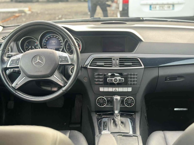 MERCEDES CLASSE C220 AMG GARANTIE 12 MOIS