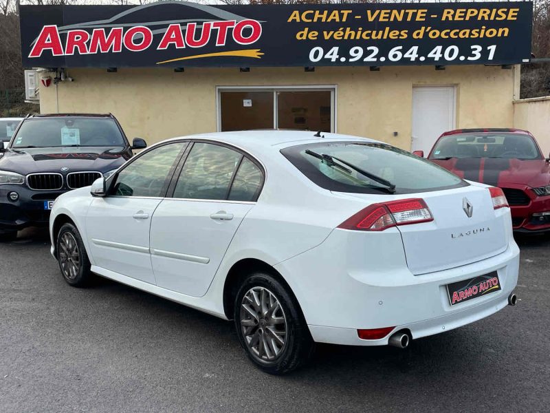 RENAULT LAGUNA III 2014