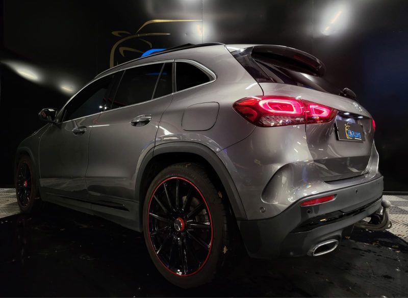 MERCEDES GLA 220 D 4-MATIC 190cv AMG LINE EDITION 1 / TOIT OUVRANT / CARPLAY / ATTELLAGE 