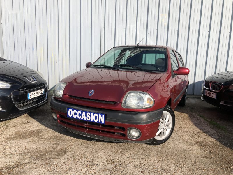 RENAULT CLIO II 2000