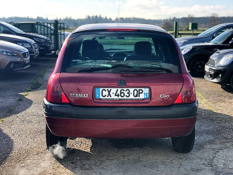 RENAULT CLIO II 2000