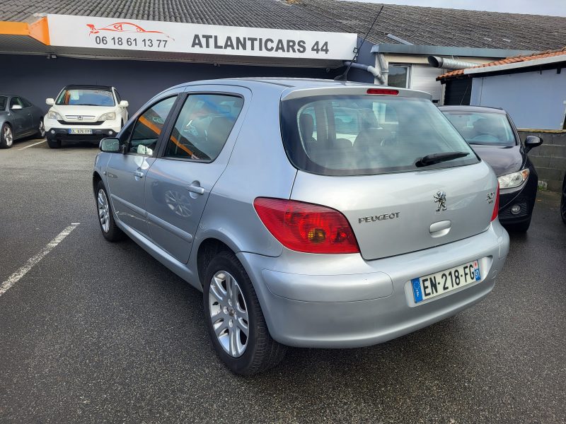 PEUGEOT 307 1.6 HDI 110 CV QUICKSILVER