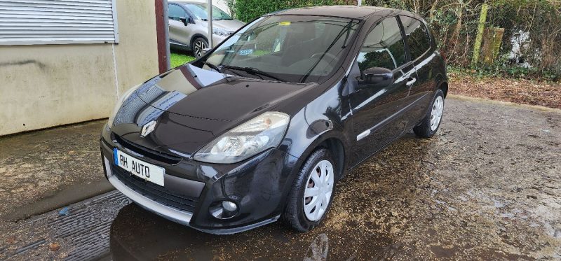 RENAULT CLIO III 1.5 dCi DYNAMIQUE 85cv TOMTOM