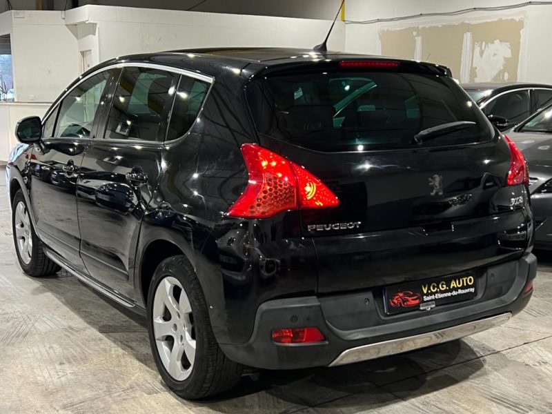 PEUGEOT 3008 Monospace 2012