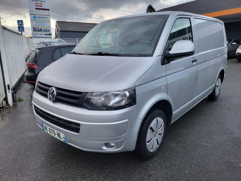 VOLKSWAGEN TRANSPORTER FOURGON T5 PHASE II 2.0 TDI 140 CV