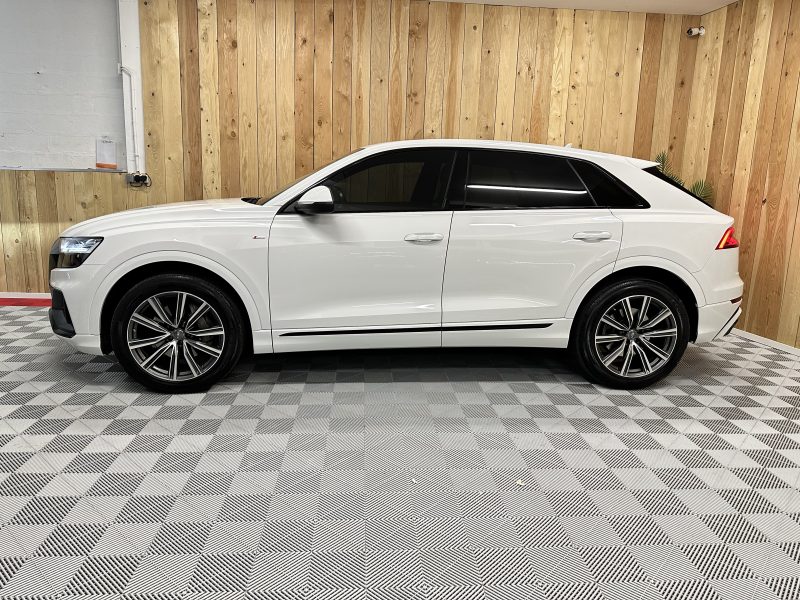 Audi Q8 50 TDI 286 Tiptronic 8 Quattro S line blanc SLINE