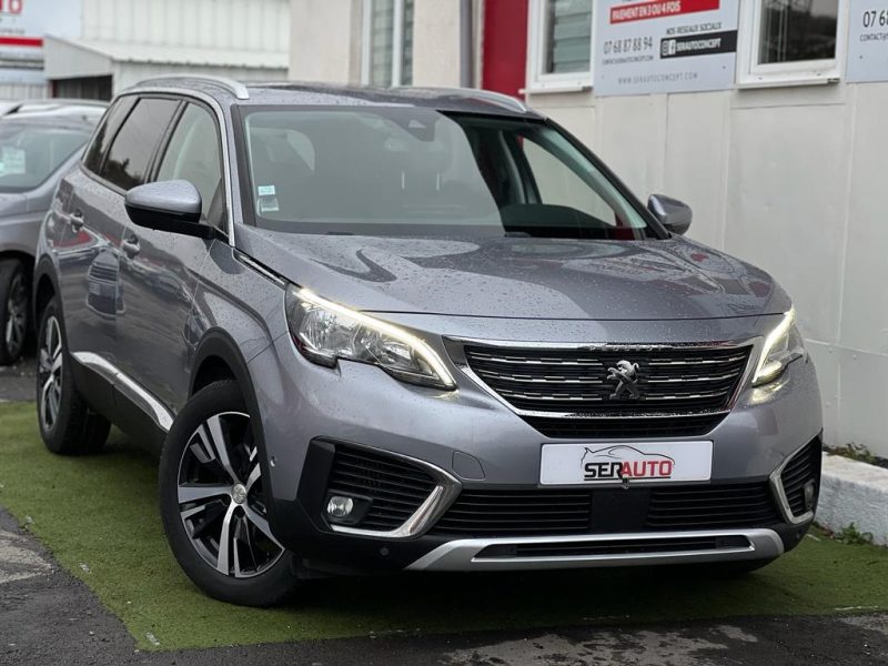 PEUGEOT 5008 II 2018