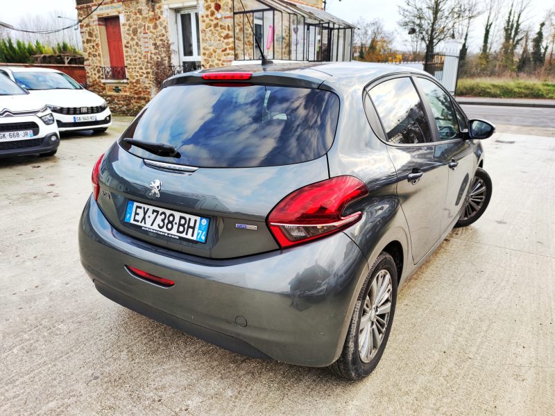 PEUGEOT 208 I 2016