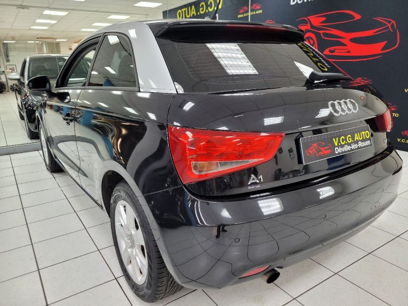 AUDI A1 1.6 TDI 90 Attraction