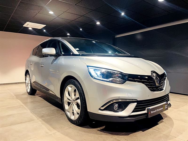 RENAULT Model :GRAND SCÉNIC IV Finition:1.7 Blue dCi 120 EDC BUSINESS 7 PLACES / ENTRETIEN RENAULT