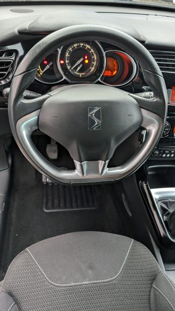 CITROEN DS3 2011