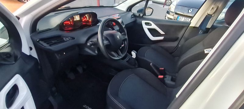 PEUGEOT 208 I 2014