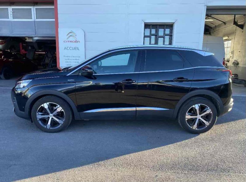 PEUGEOT 3008 SUV 2017