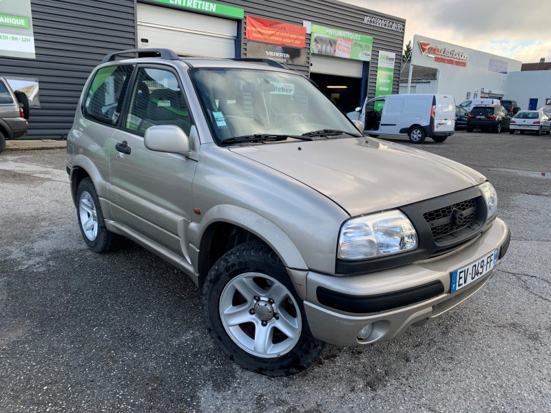 Suzuki Grand Vitara 1.6 4x4 Finition Luxe 94cv - GARANTIE