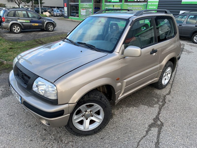 Suzuki Grand Vitara 1.6 4x4 Finition Luxe 94cv - GARANTIE