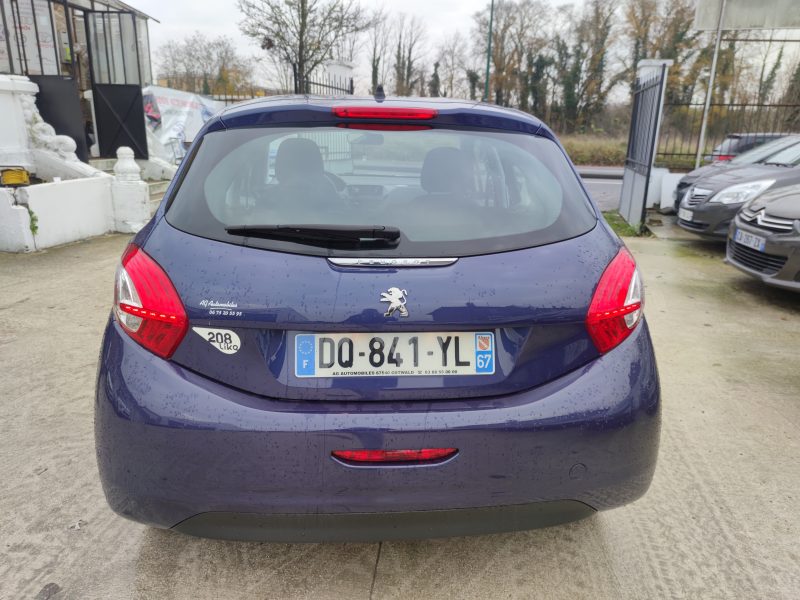 PEUGEOT 208 I 2015