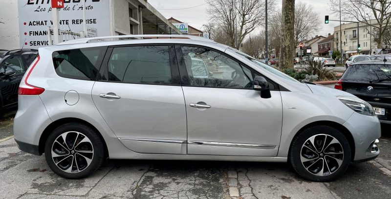 RENAULT GRAND SCENIC 2015