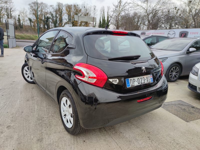 PEUGEOT 208 I 2015