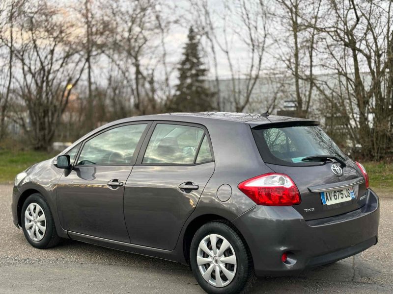 TOYOTA AURIS PHASE 2 1.4 D-4D 90cv FAP ACTIVE GARANTIE 6 MOIS 